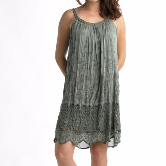 Italian Floral Embroidered Dress - Picture 3 of 8